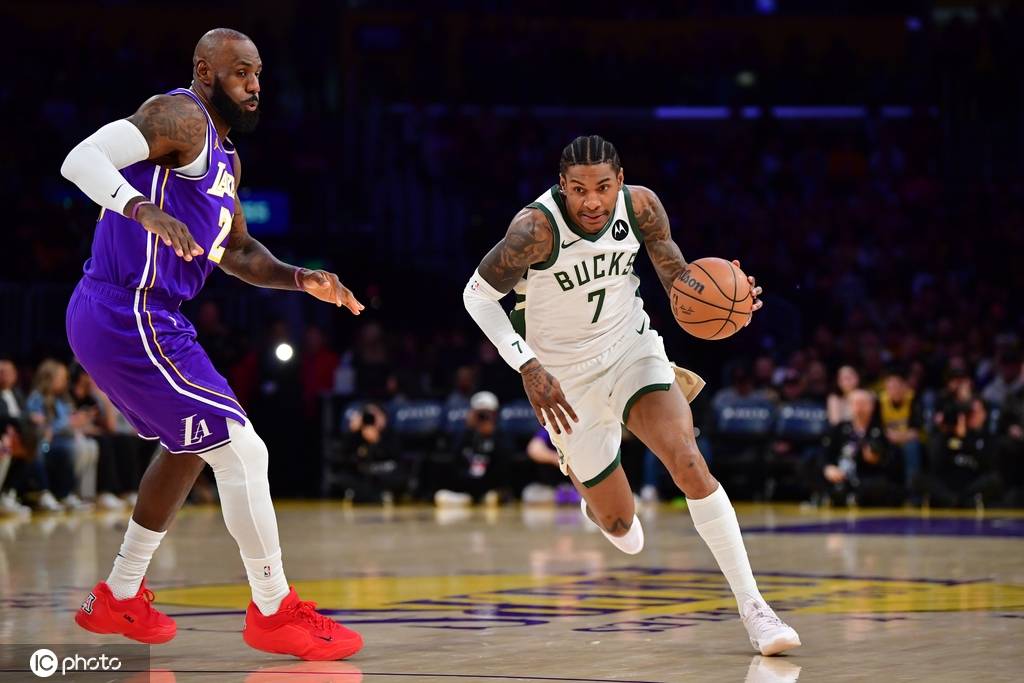 老詹26+10东契奇24分&amp;6犯 字母21分雄鹿送湖人两连败